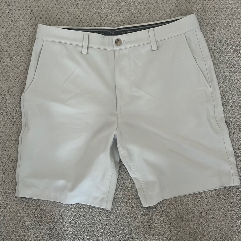 Mens VINEYARD VINES links shorts 34